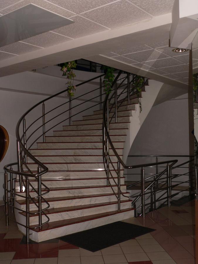 Hotel Armales Stakcin Bagian luar foto