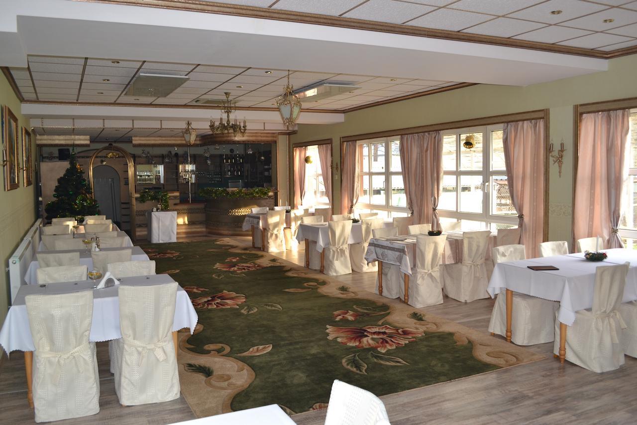 Hotel Armales Stakcin Bagian luar foto