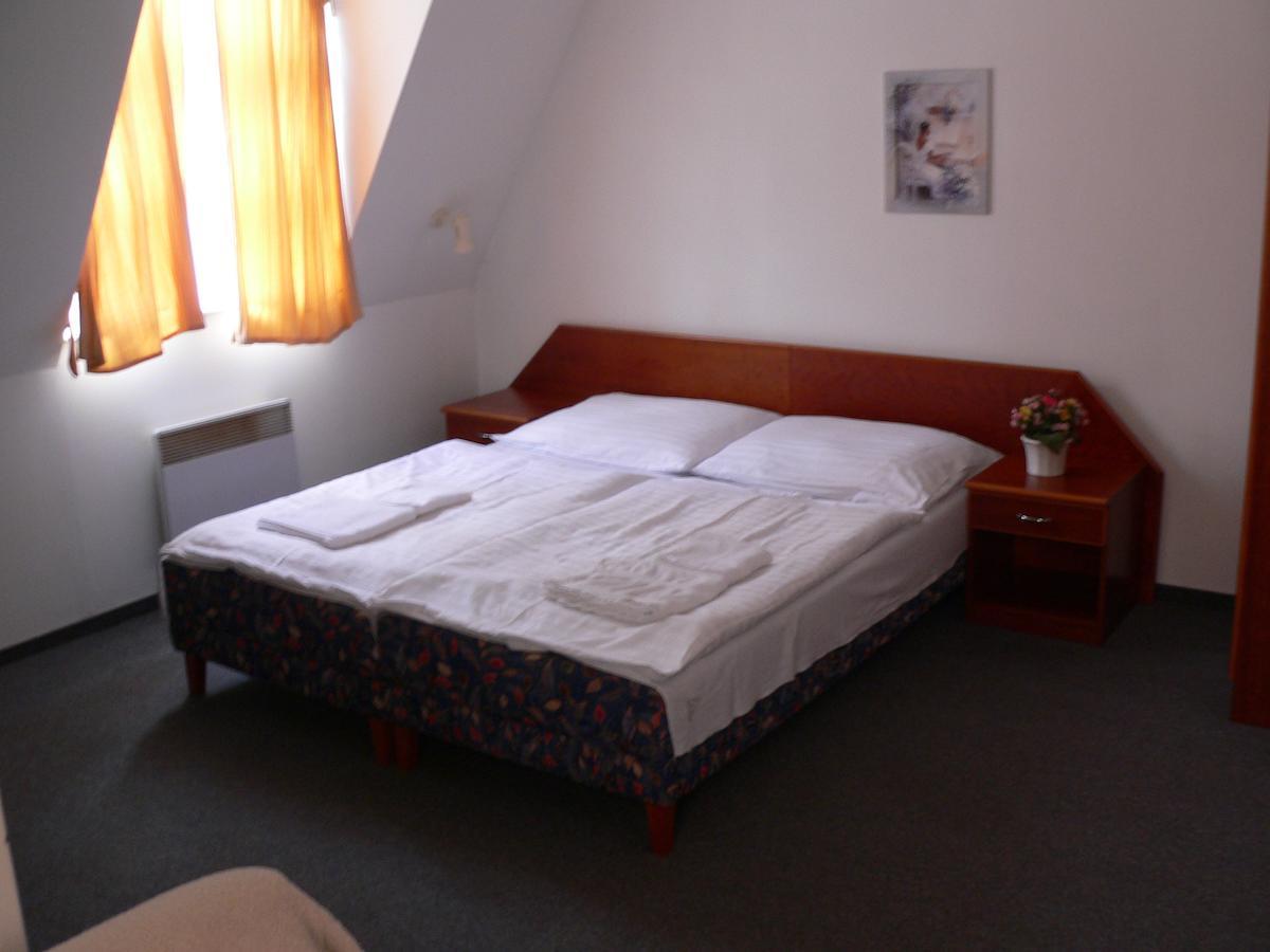 Hotel Armales Stakcin Ruang foto